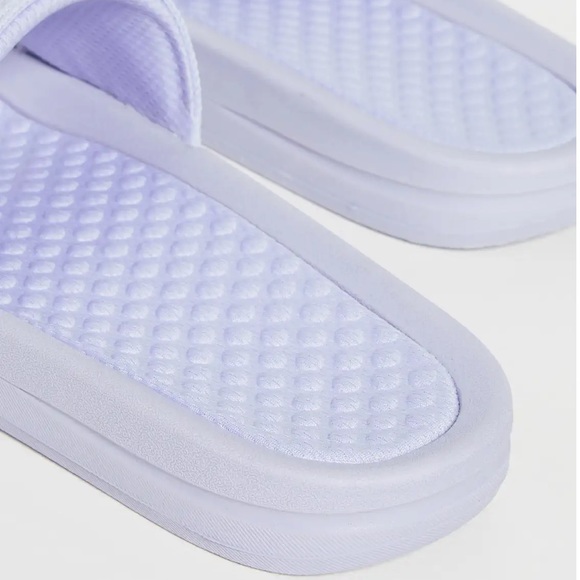 APL ❤️‍🔥 LOGO SLIDES IN LAVENDAR - Picture 6 of 11